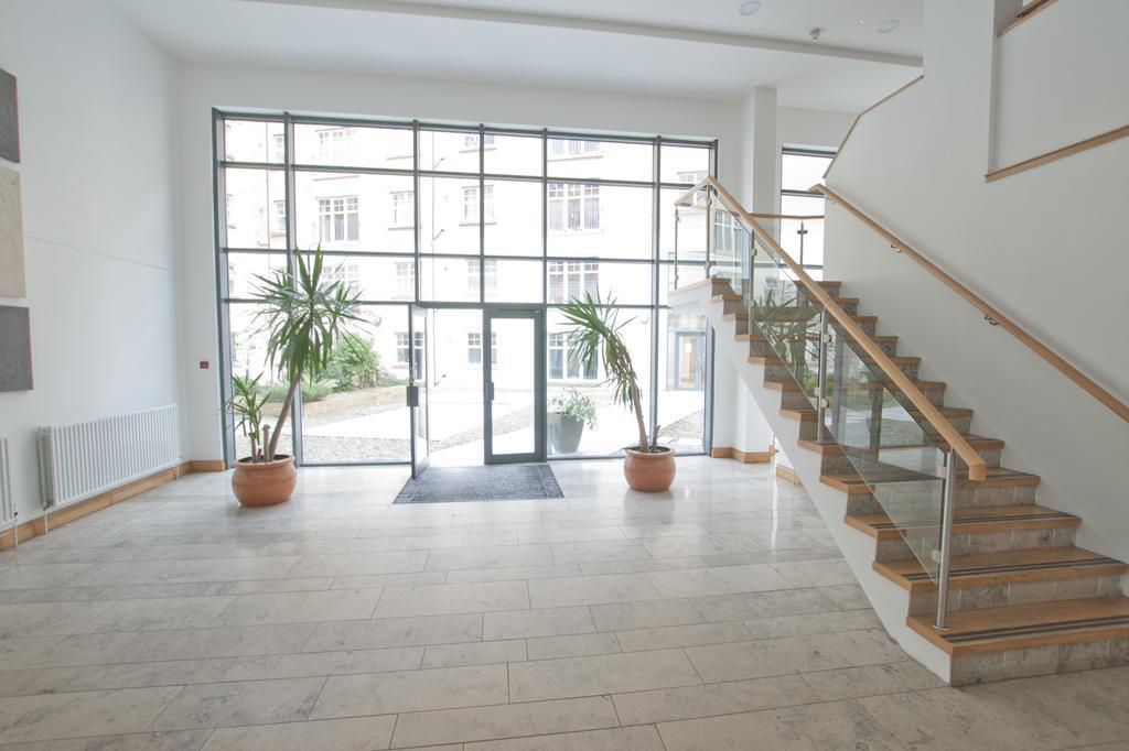 City Centre Serviced Apartments Белфаст Екстер'єр фото